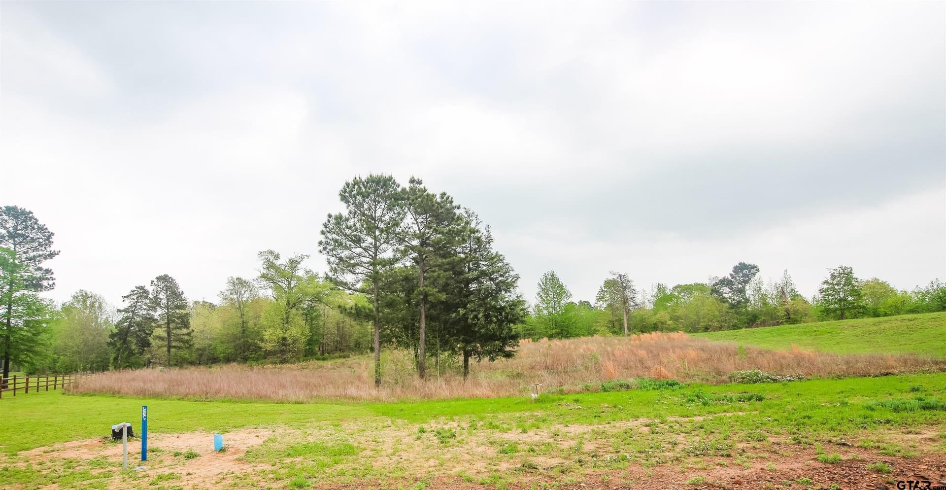 5.2 acres in Smith County gallery image 3