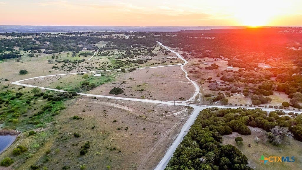 22.61 acres in Lampasas County - photo 3