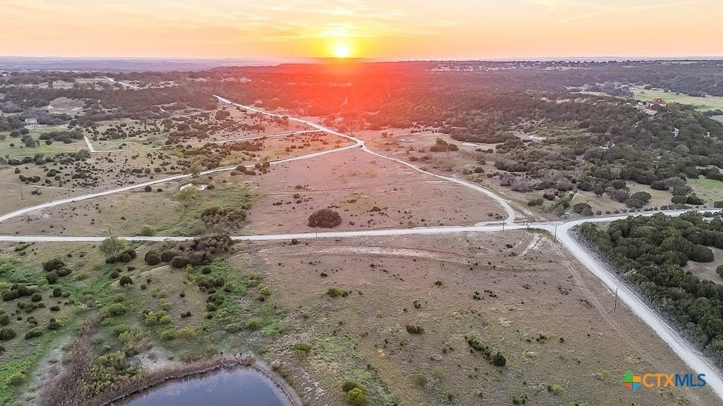 22.61 acres in Lampasas County - photo 2