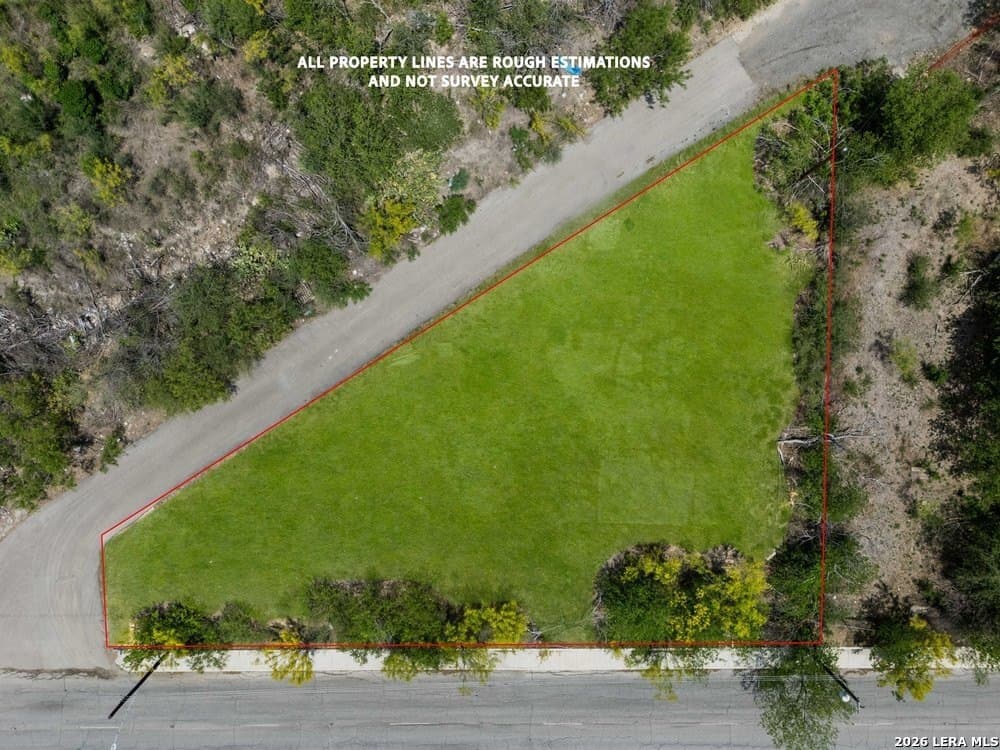 0.14 acres in Bexar County gallery image 3