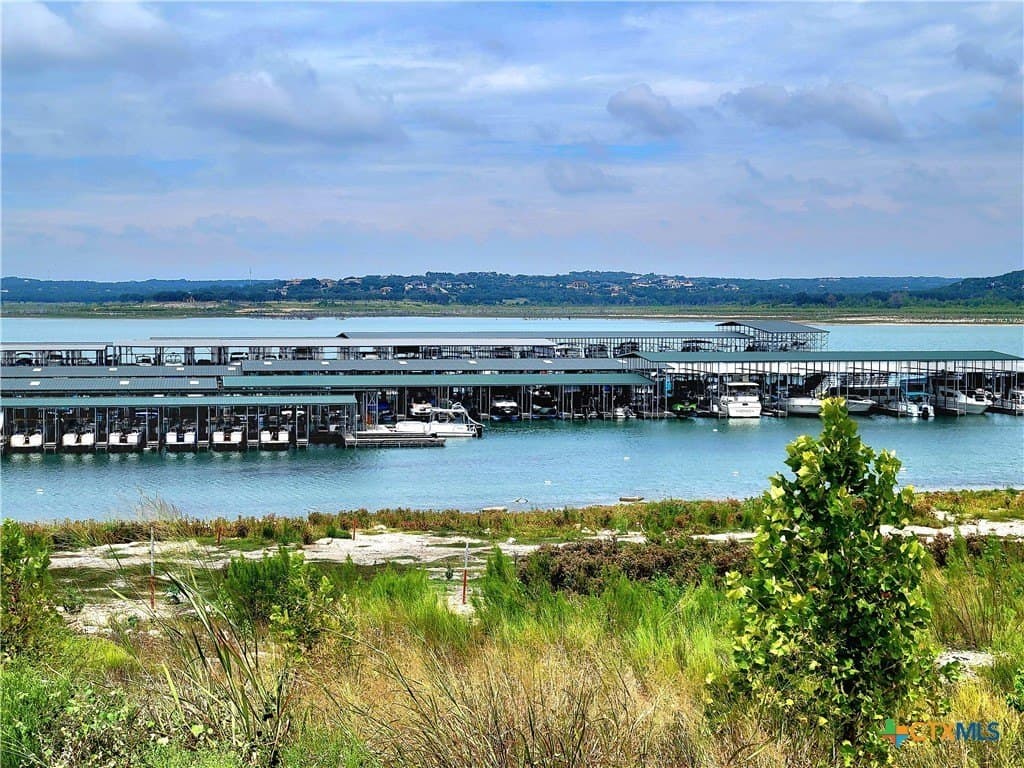 0.9 acres in Comal County - photo 7
