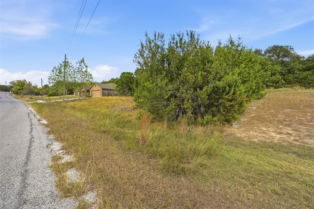 0.49 acres in Hood County gallery image 4