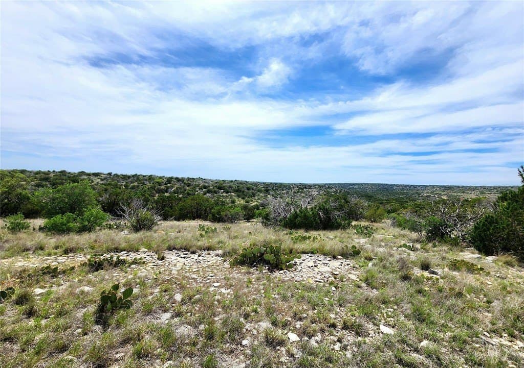 62.96 acres in Val Verde County - photo 17