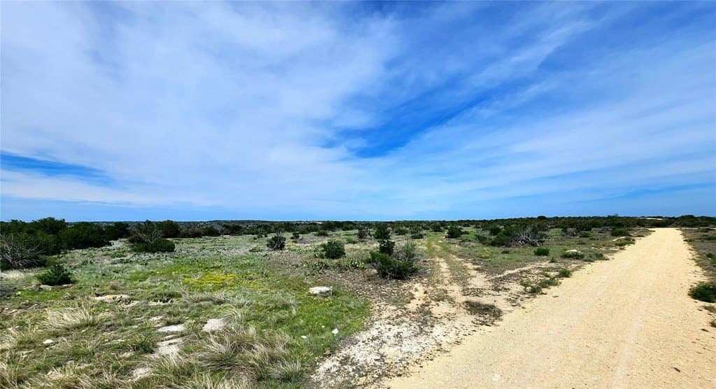 62.96 acres in Val Verde County - photo 7