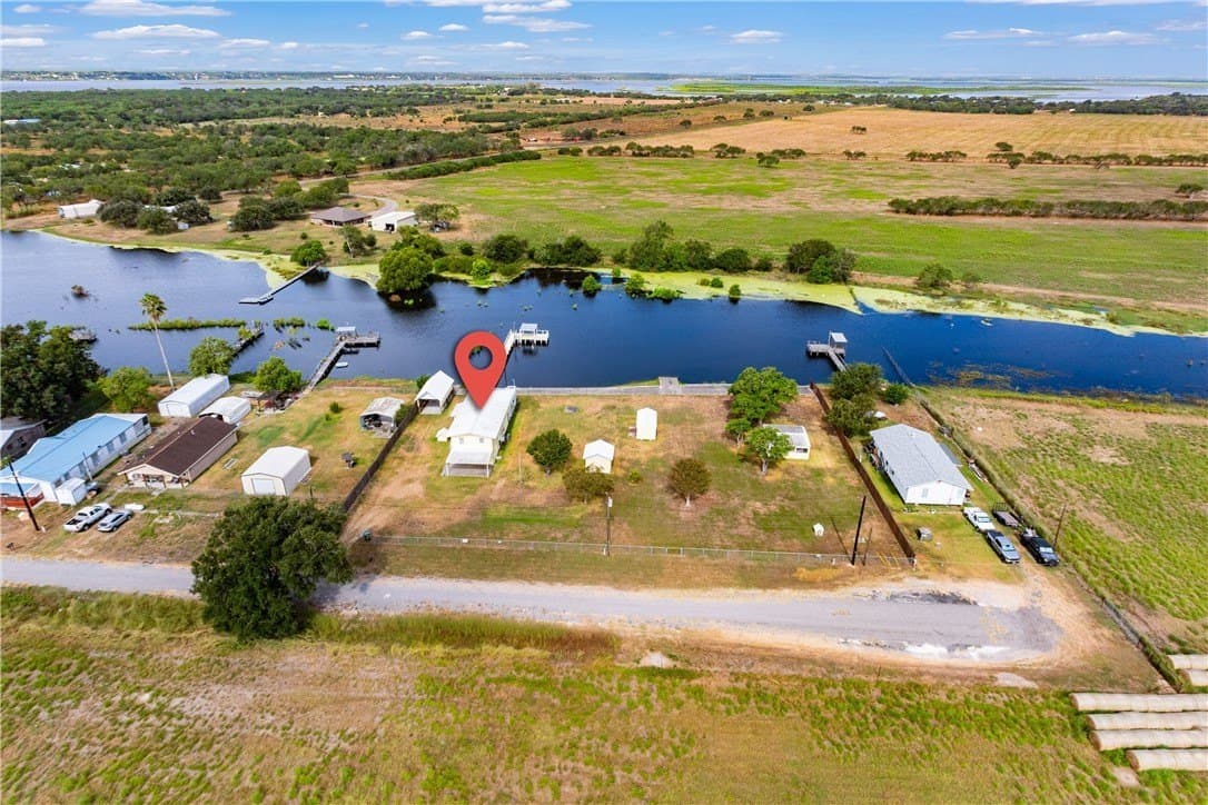 36,090 acres in San Patricio County - photo 30