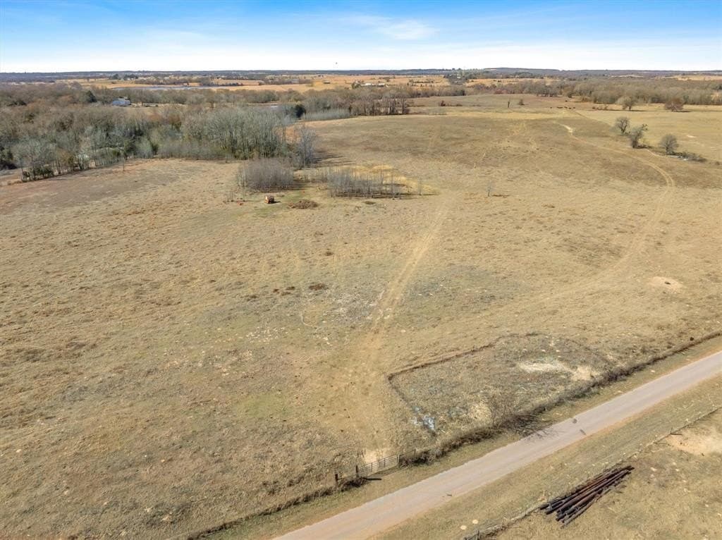 13 acres in Van Zandt County