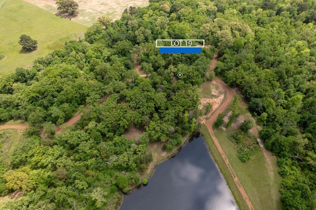 0.75 acres in ANDERSON County gallery image 2