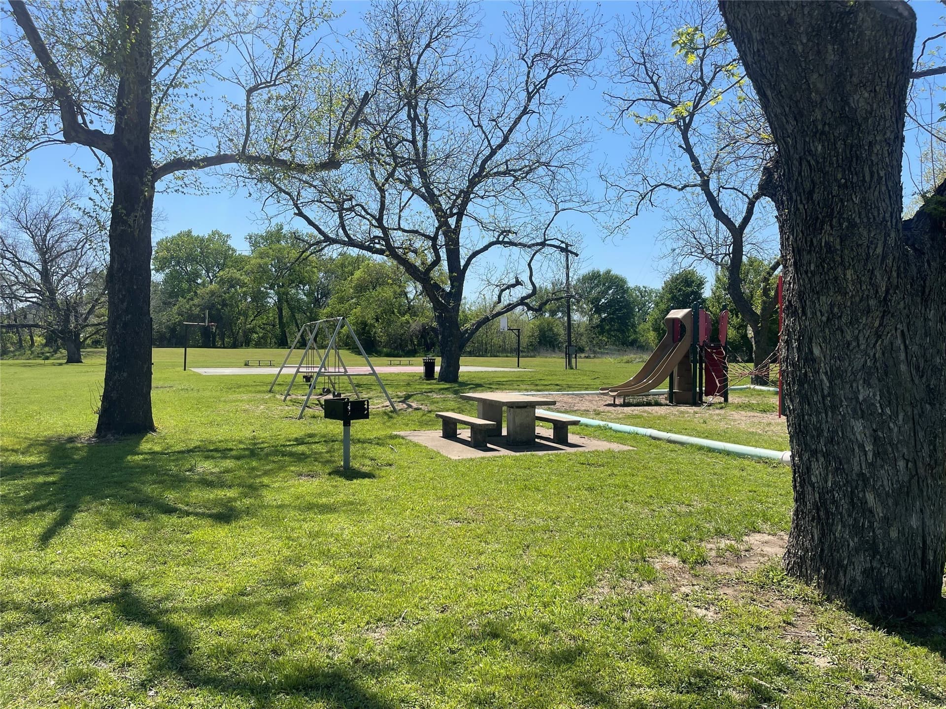 1.18 acres in Bosque County - photo 20