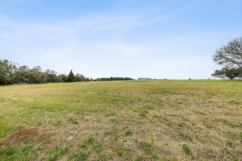 2 acres in Fayette County - photo 6