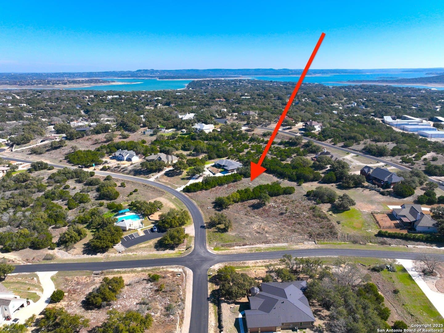 0.94 acres in Comal County - photo 6