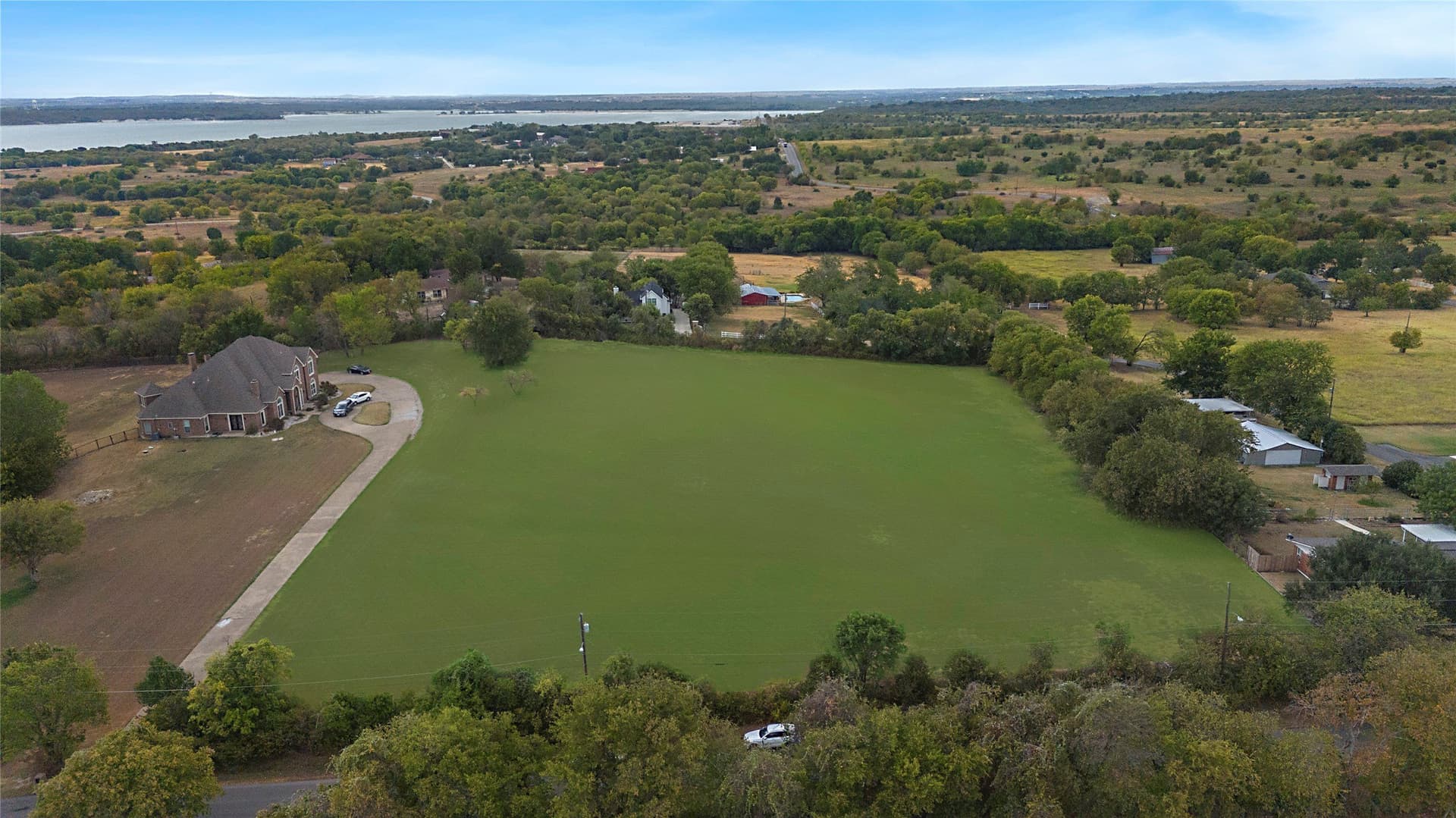 3.2 acres in Tarrant County - photo 3