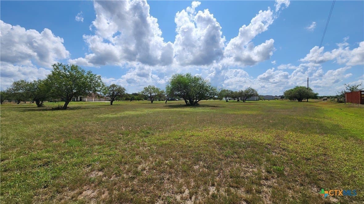 1.5 acres in Victoria County - photo 12
