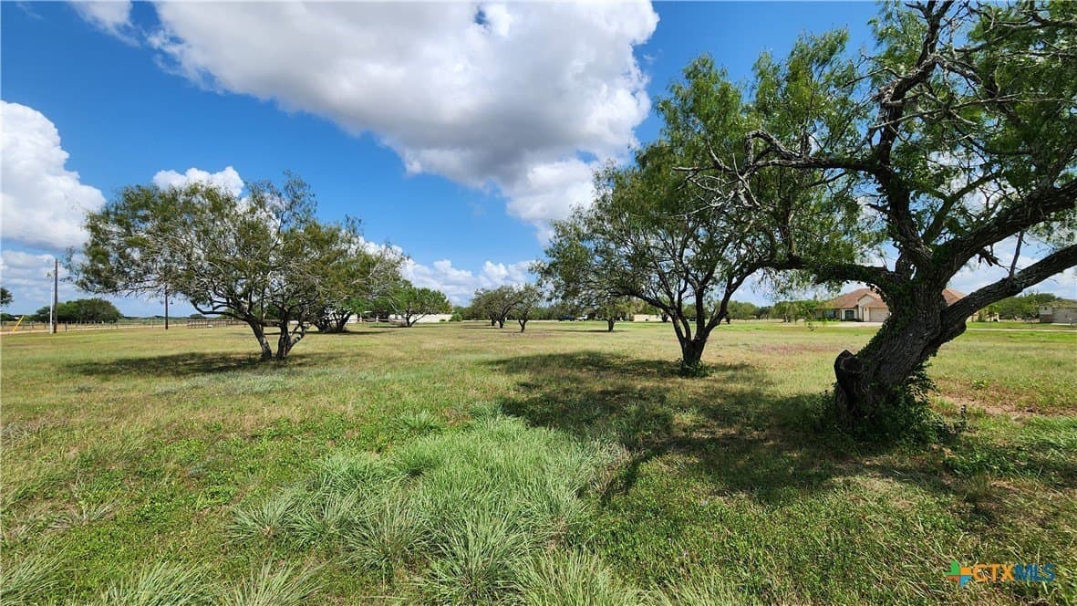 1.5 acres in Victoria County - photo 20