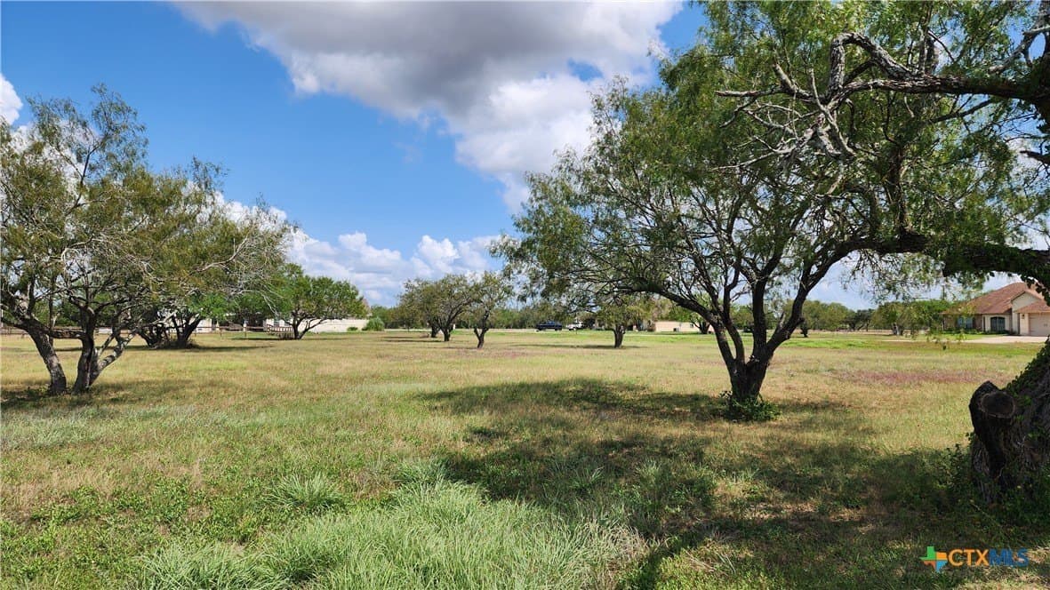 1.5 acres in Victoria County - photo 21