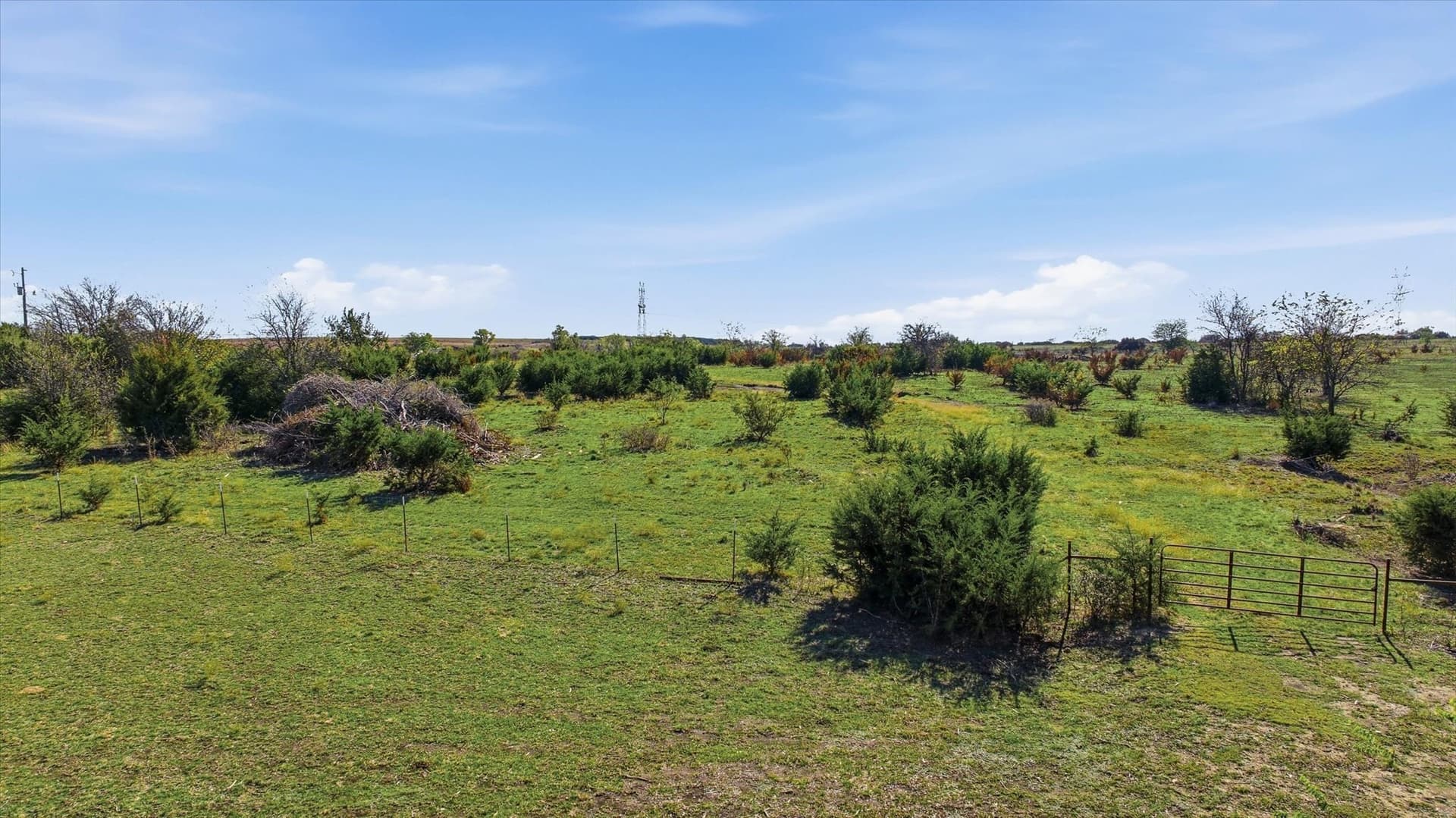 55.96 acres in Johnson County - photo 24