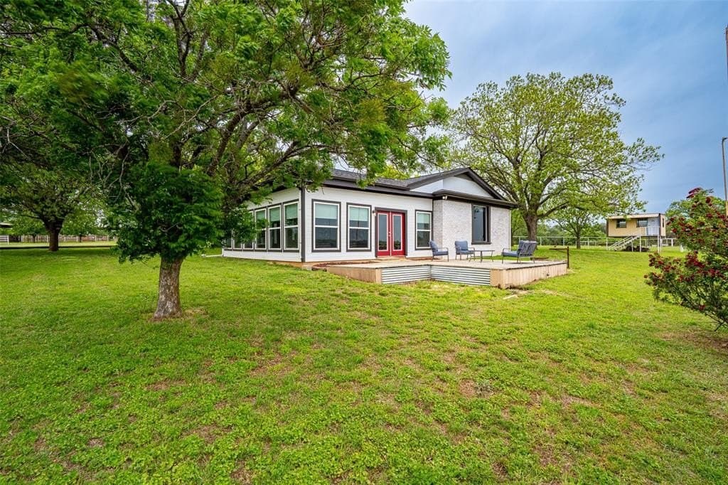 10 acres in Erath County gallery image 4