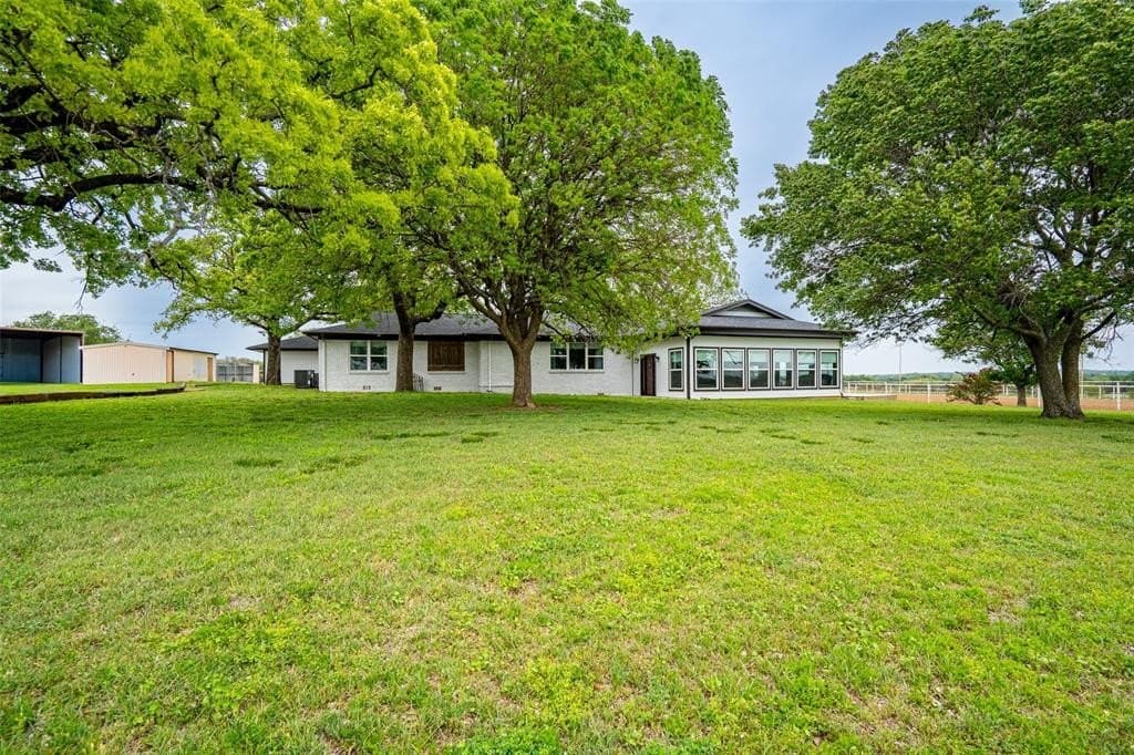 10 acres in Erath County gallery image 2