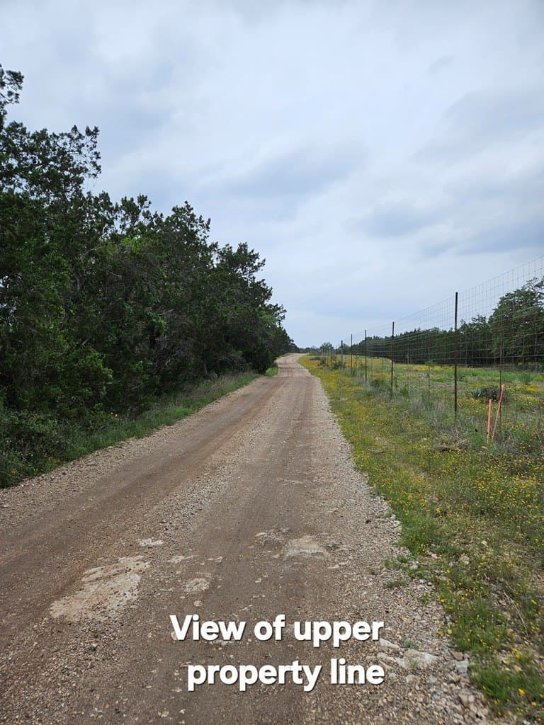 15.27 acres in Kerr County gallery image 3