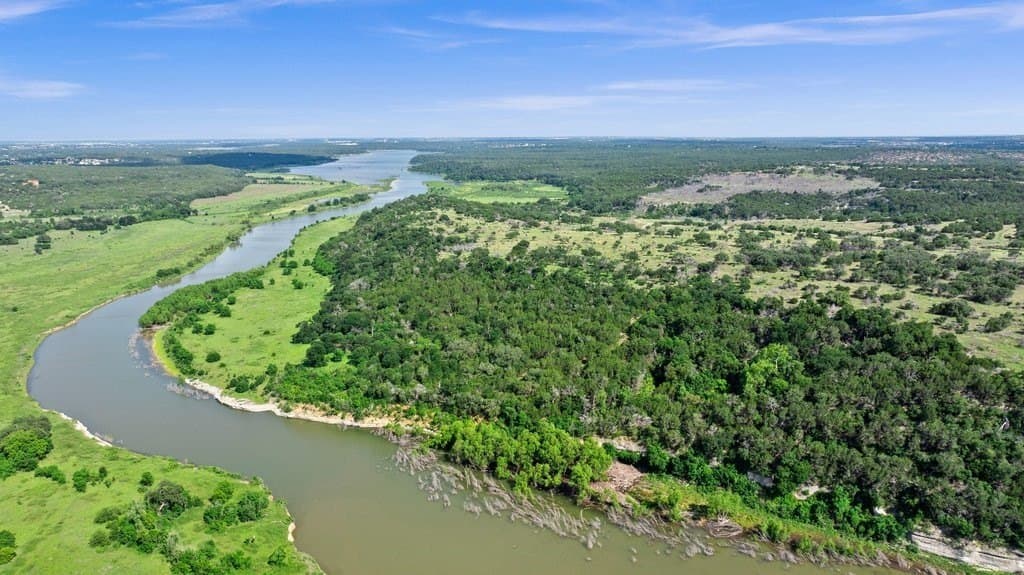 615 acres in Williamson County - photo 9