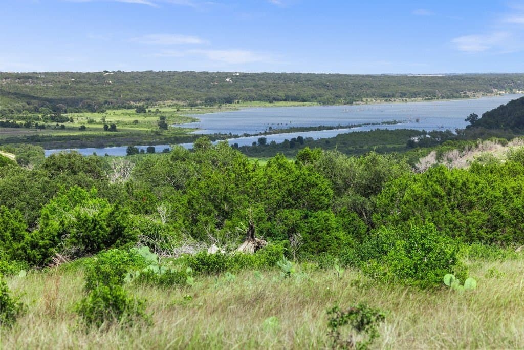 615 acres in Williamson County - photo 12