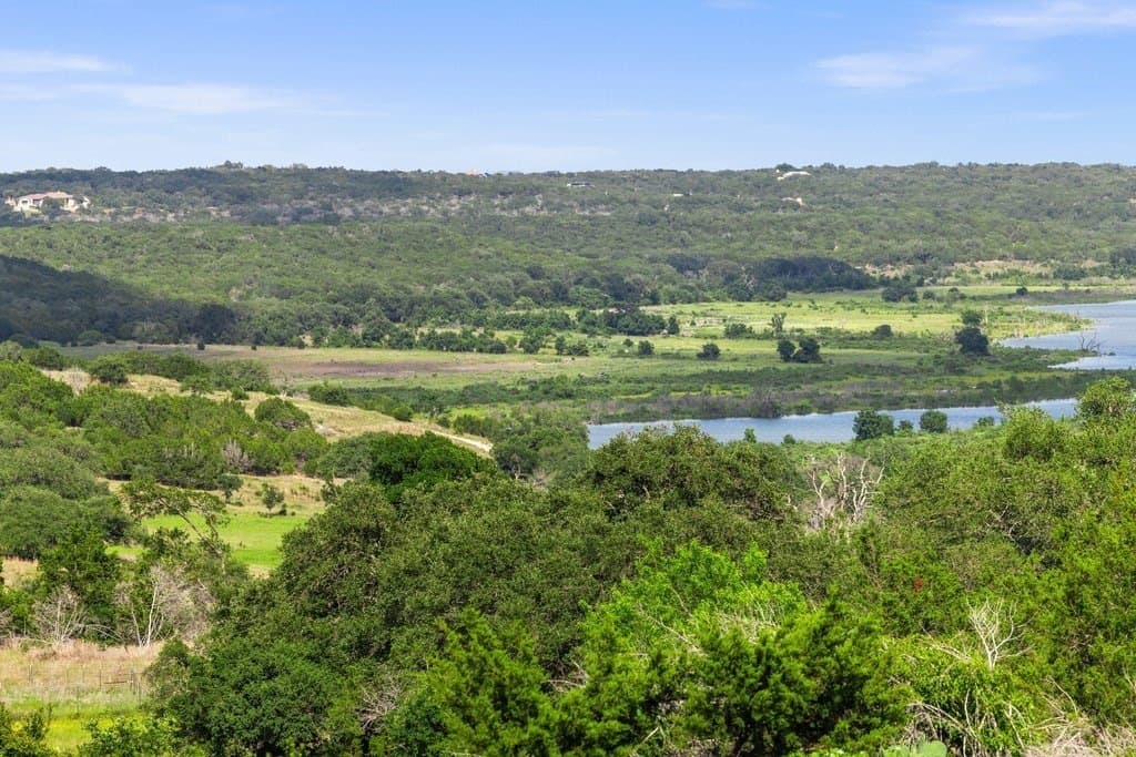 615 acres in Williamson County - photo 13