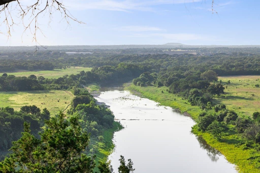 615 acres in Williamson County - photo 14
