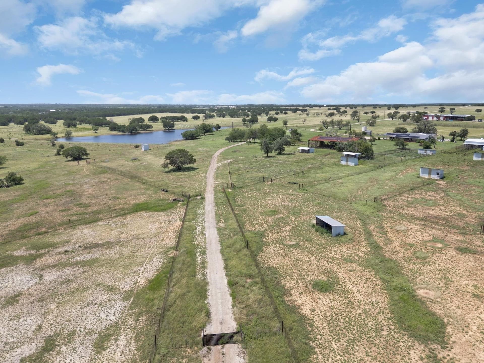 400 acres in Burnet County gallery image 4