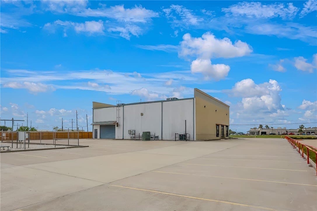 42,994 acres in Nueces County - photo 17