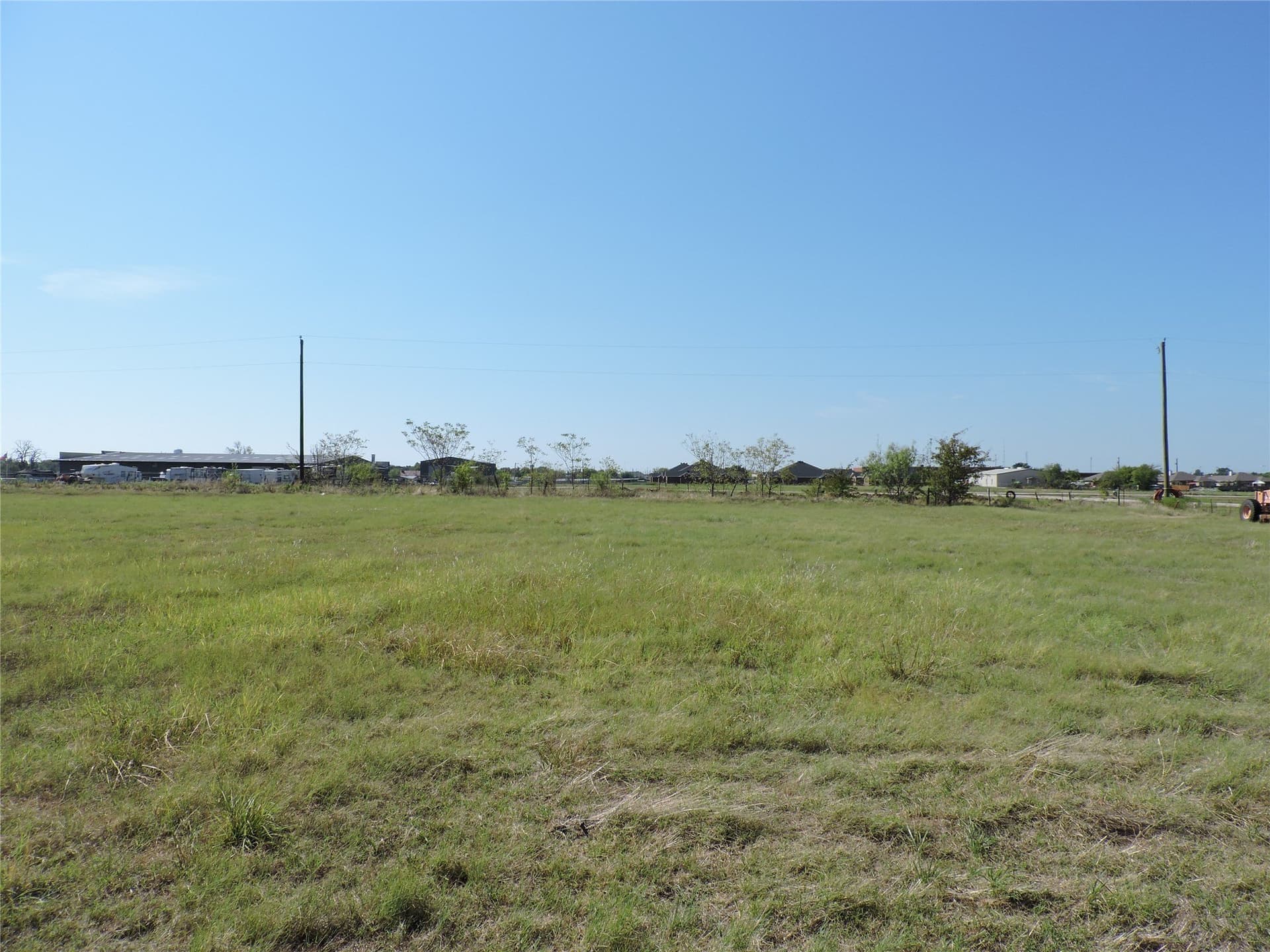 3.74 acres in Henderson County gallery image 2