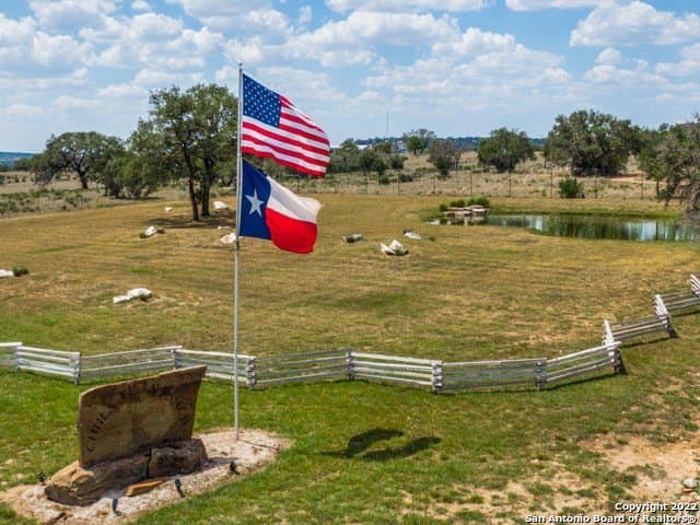 6.57 acres in Gillespie County featured view