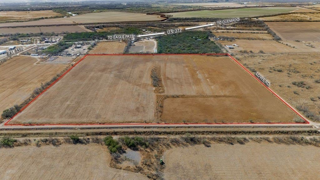 36 acres in Maverick County gallery image 2