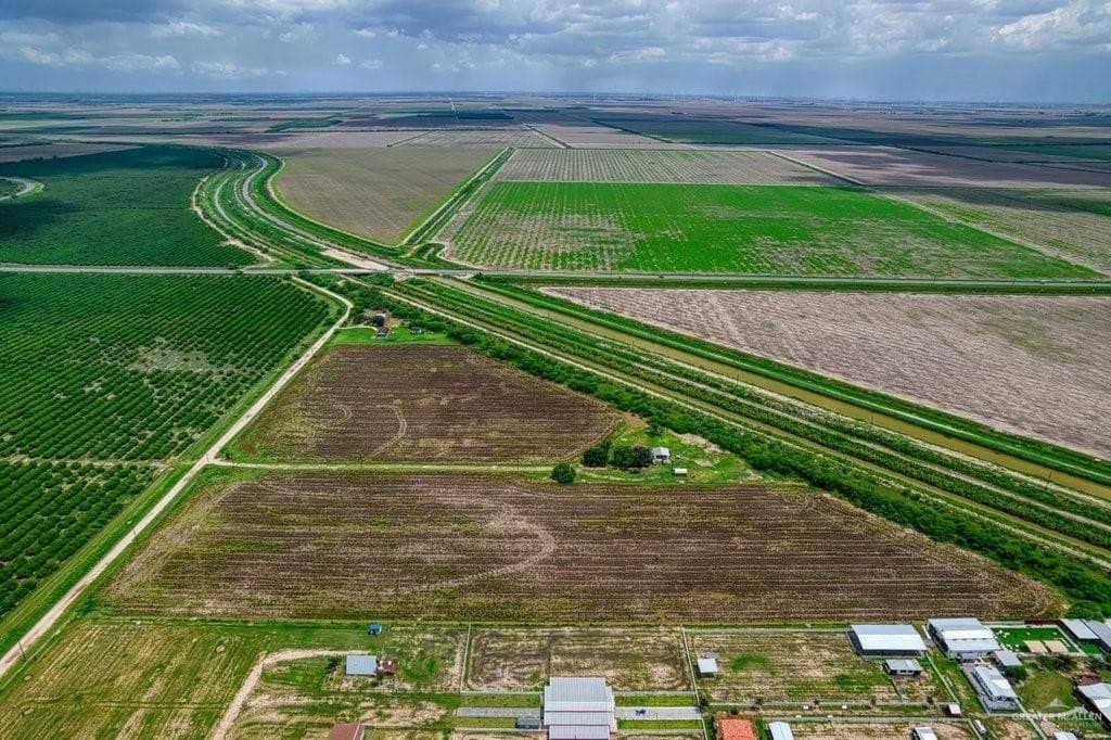 10 acres in Hidalgo County - photo 7