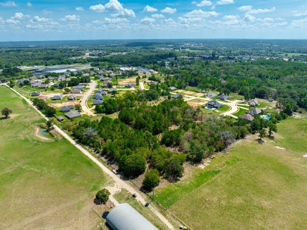 5.49 acres in SMITH County - photo 4