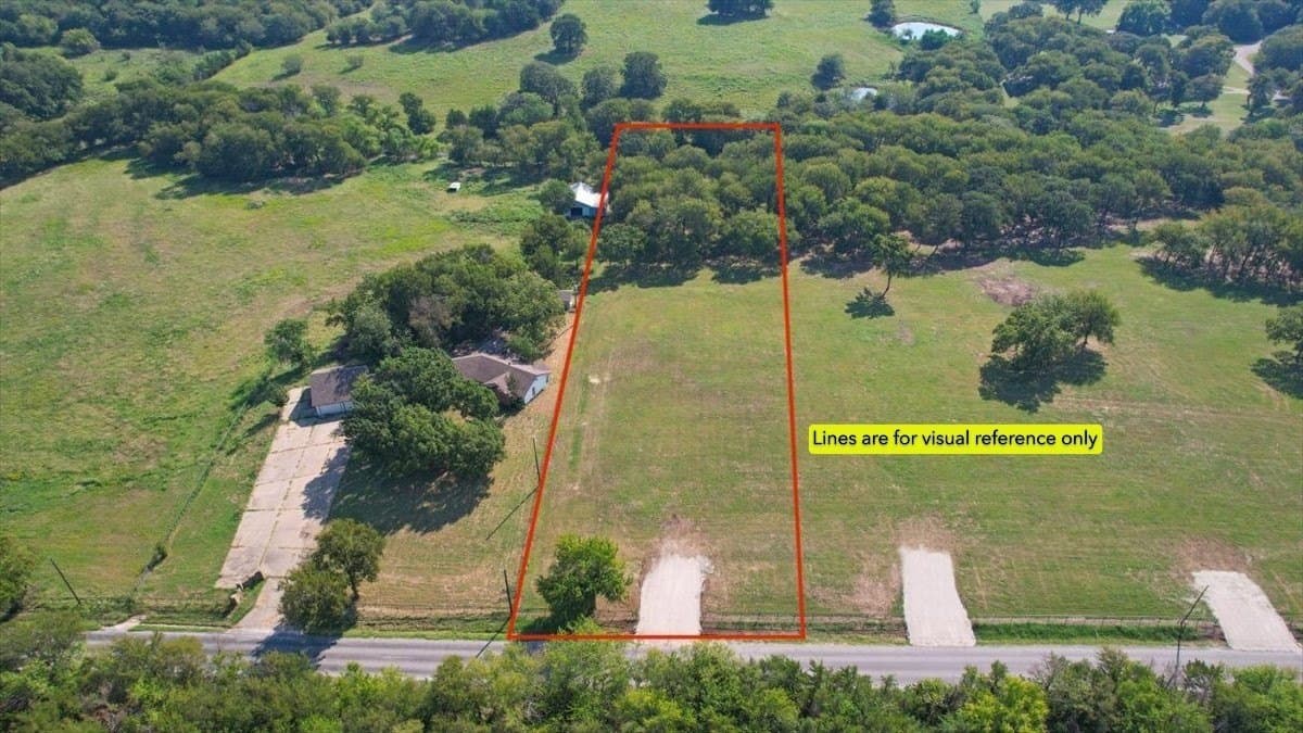 2 acres in Grayson County