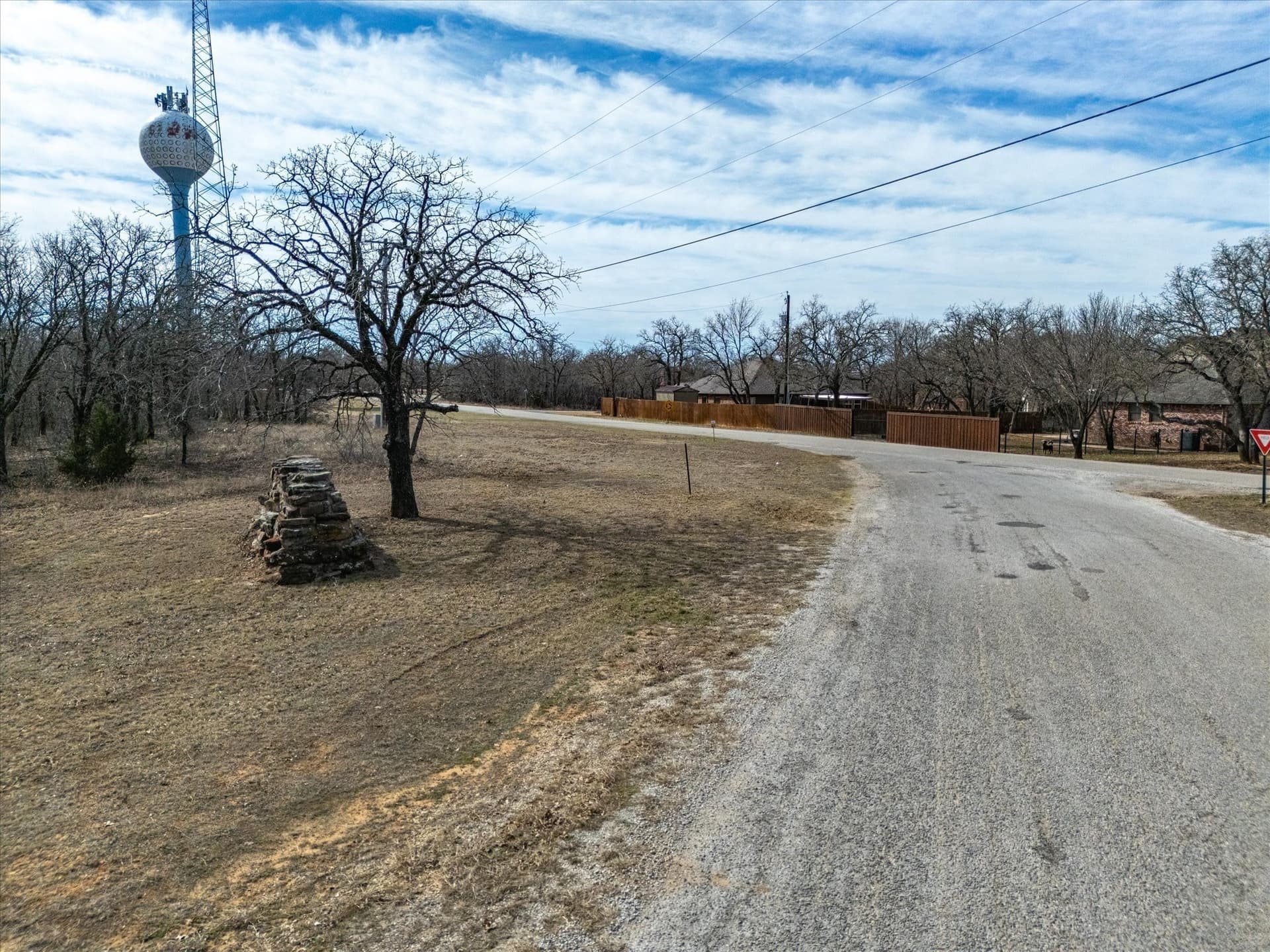 2.01 acres in Wise County - photo 13