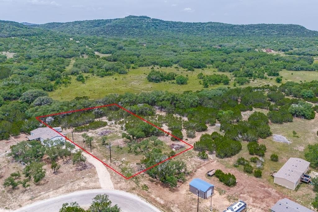 1.04 acres in Medina County