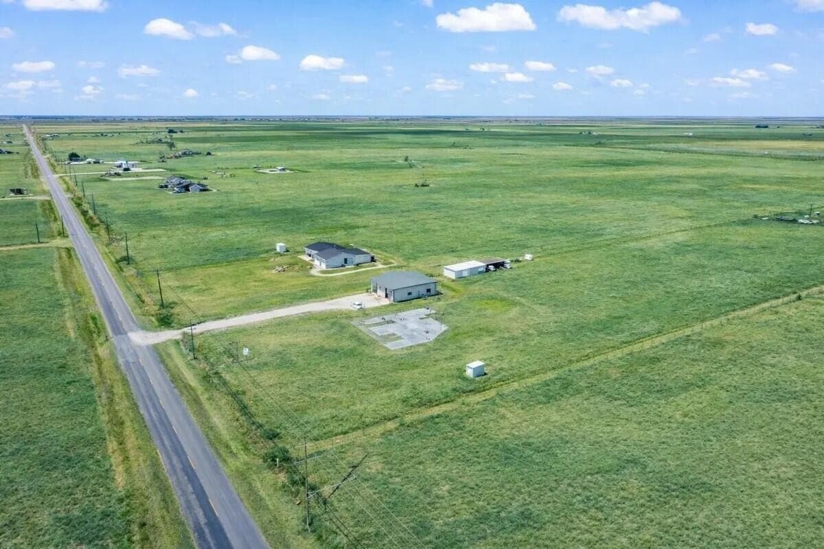11 acres in Lubbock County