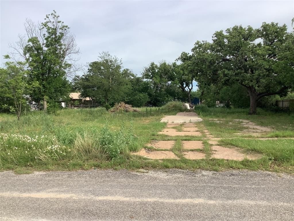 0.34 acres in Eastland County