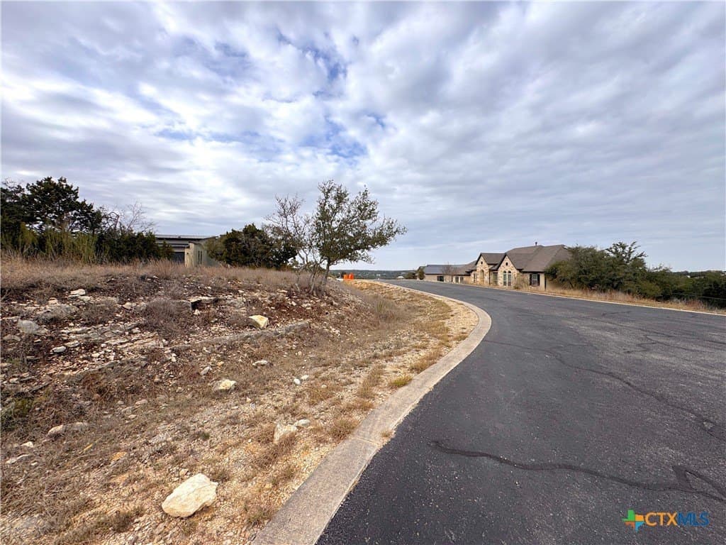 1.01 acres in Comal County - photo 18
