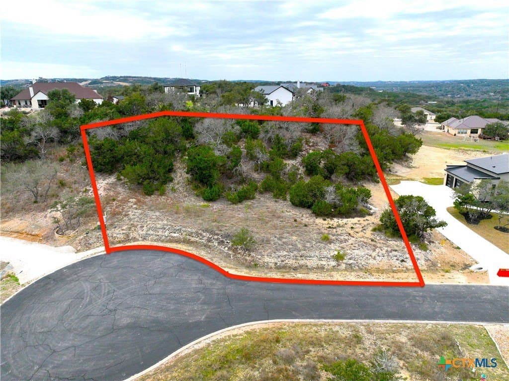 1.01 acres in Comal County - photo 10