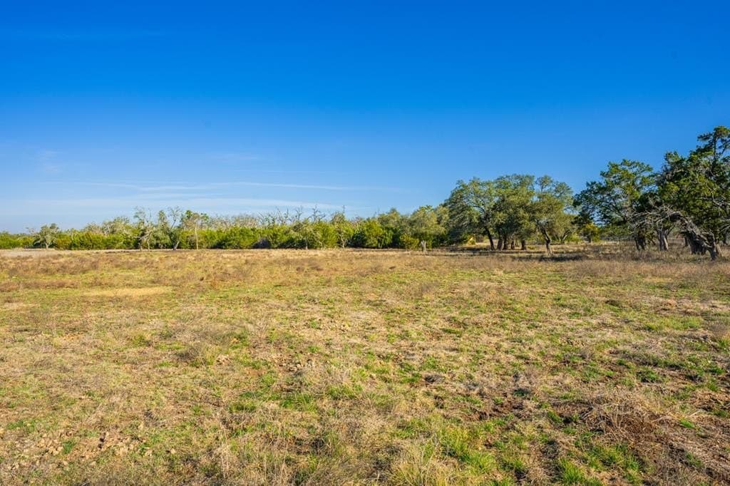 19.9 acres in Kerr County - photo 22