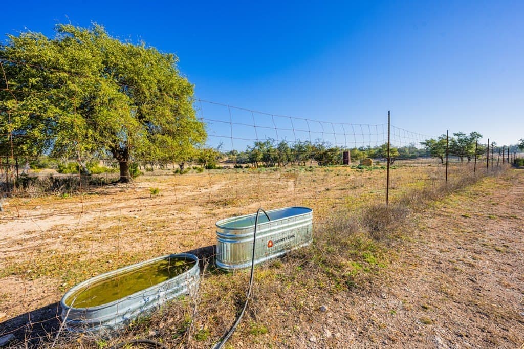 19.9 acres in Kerr County - photo 20