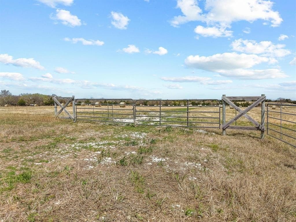 77.03 acres in Grayson County featured view