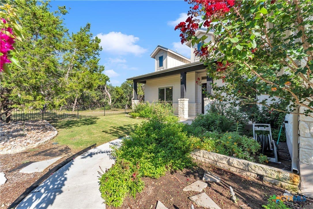 10 acres in Burnet County gallery image 2