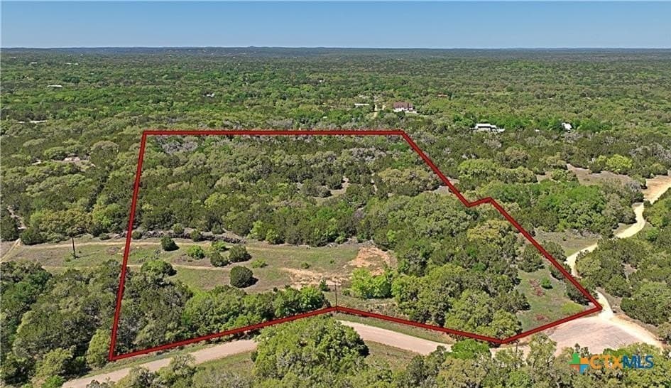 11 acres in Hays County gallery image 3