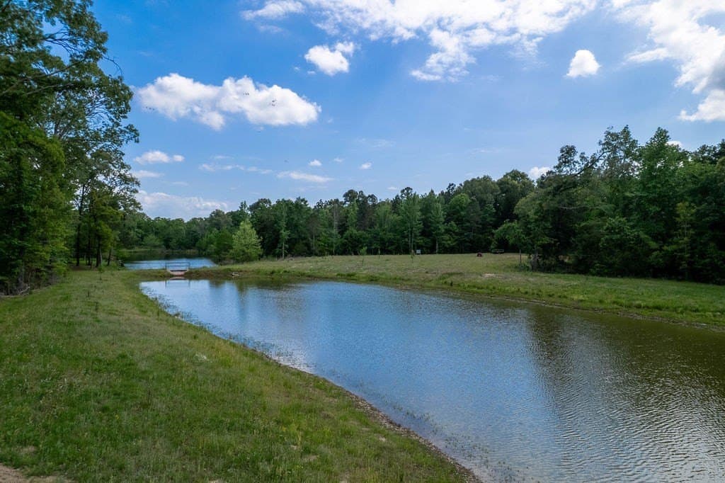 0.75 acres in ANDERSON County - photo 9
