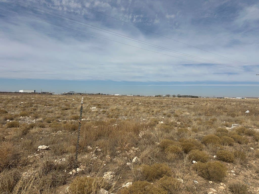 10 acres in Gaines County gallery image 4