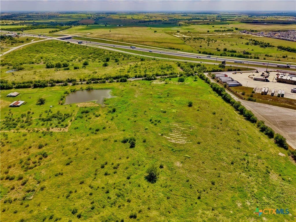 10 acres in Williamson County - photo 14