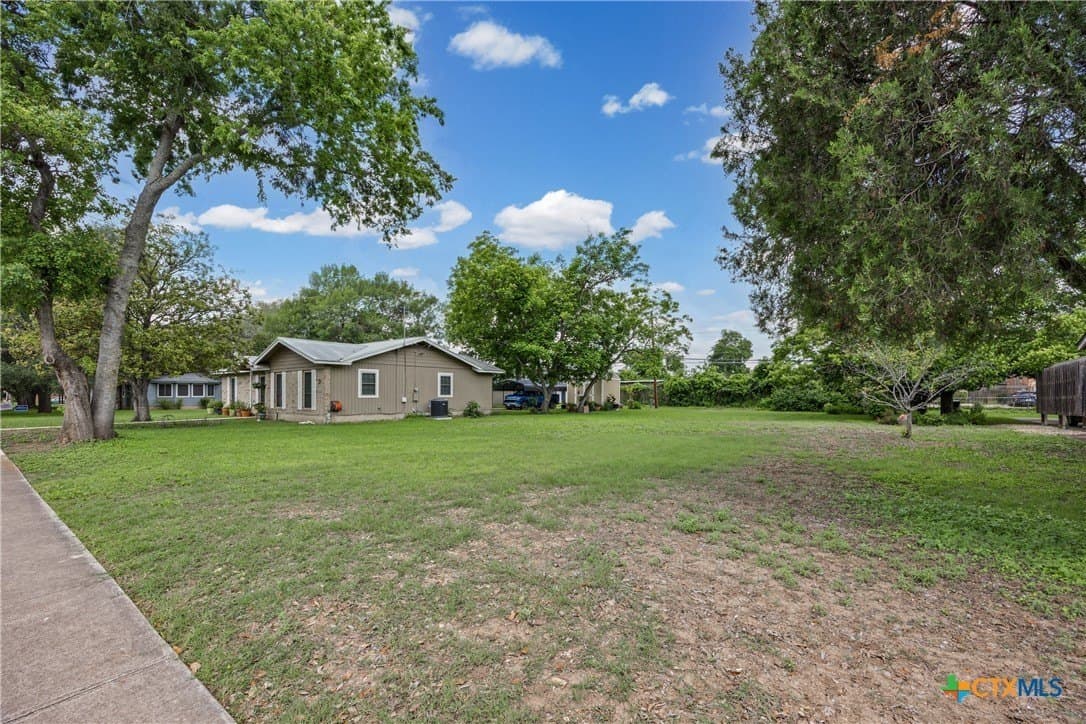 0.19 acres in Hays County gallery image 3