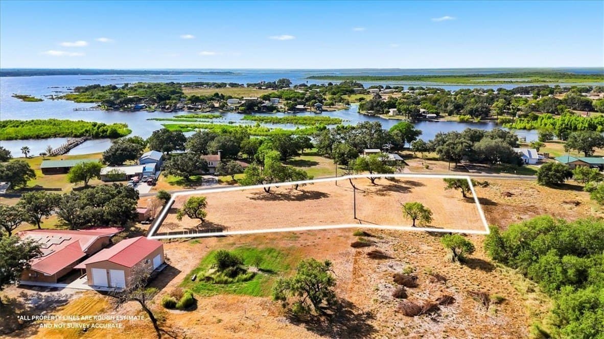 1.08 acres in Live Oak County - photo 3